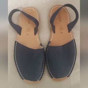 CalaXini leather sandals